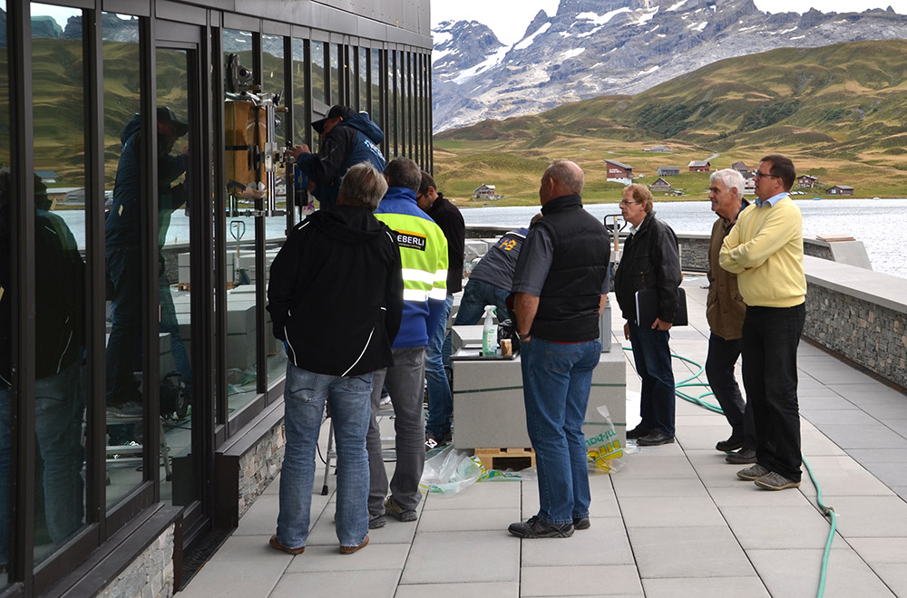 vetrox, glaskratzer, glaskratzer entfernen, glaskratzerentfernung, scratching, graffiti, glass doc, glassanierung, verkratztes glas